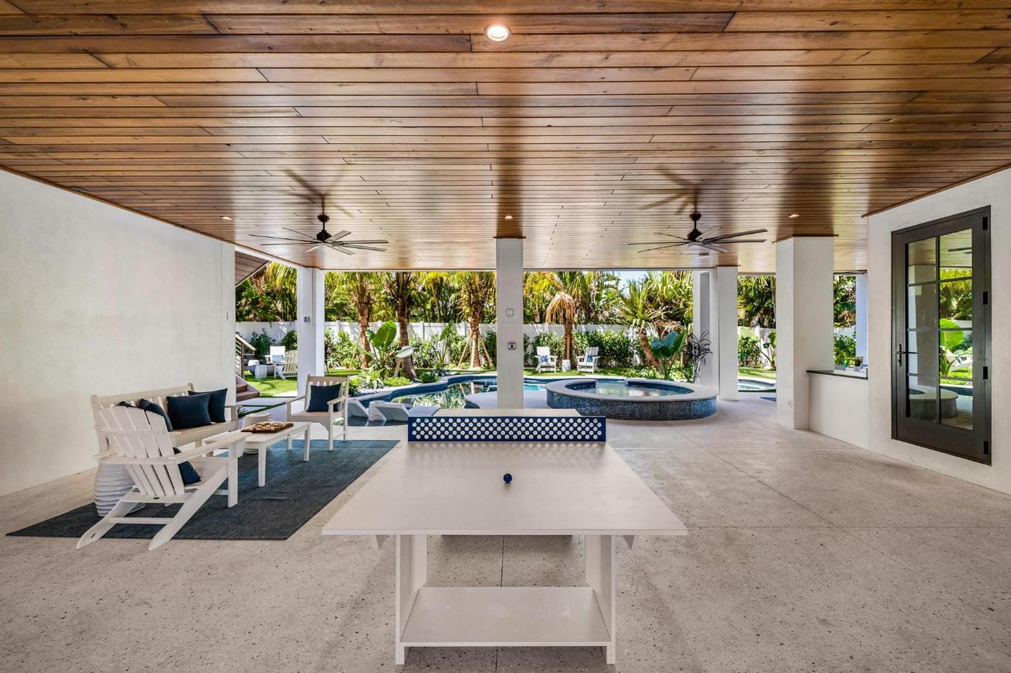 Fine And Sandy Anna Maria Exterior photo
